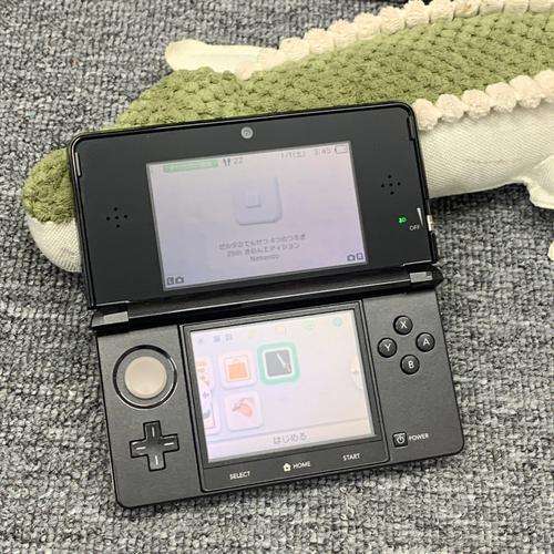 掌上游戏机3ds（new3dsll游戏机掌机）