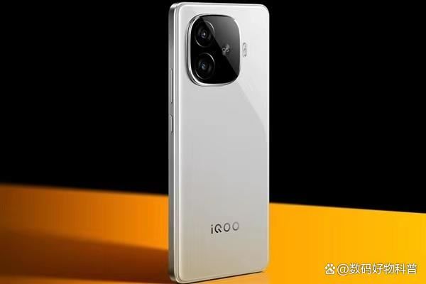 价格相差300元该怎么选? iQOO Z9 Turbo与iQOO Neo9全面对比测评